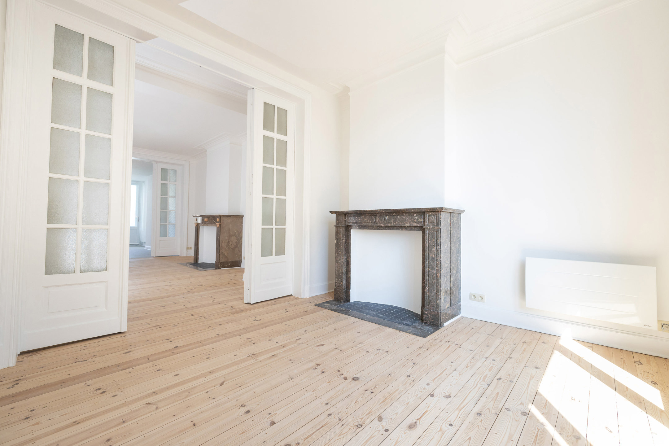 Volledig gerenoveerd appartement met 2 slaapkamers  - foto 4