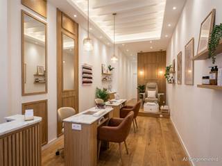 Welkom in deze unieke eigendom in het hart van Lier! Dit vorstelijk pand combineert historische elegantie met modern comfort op een...