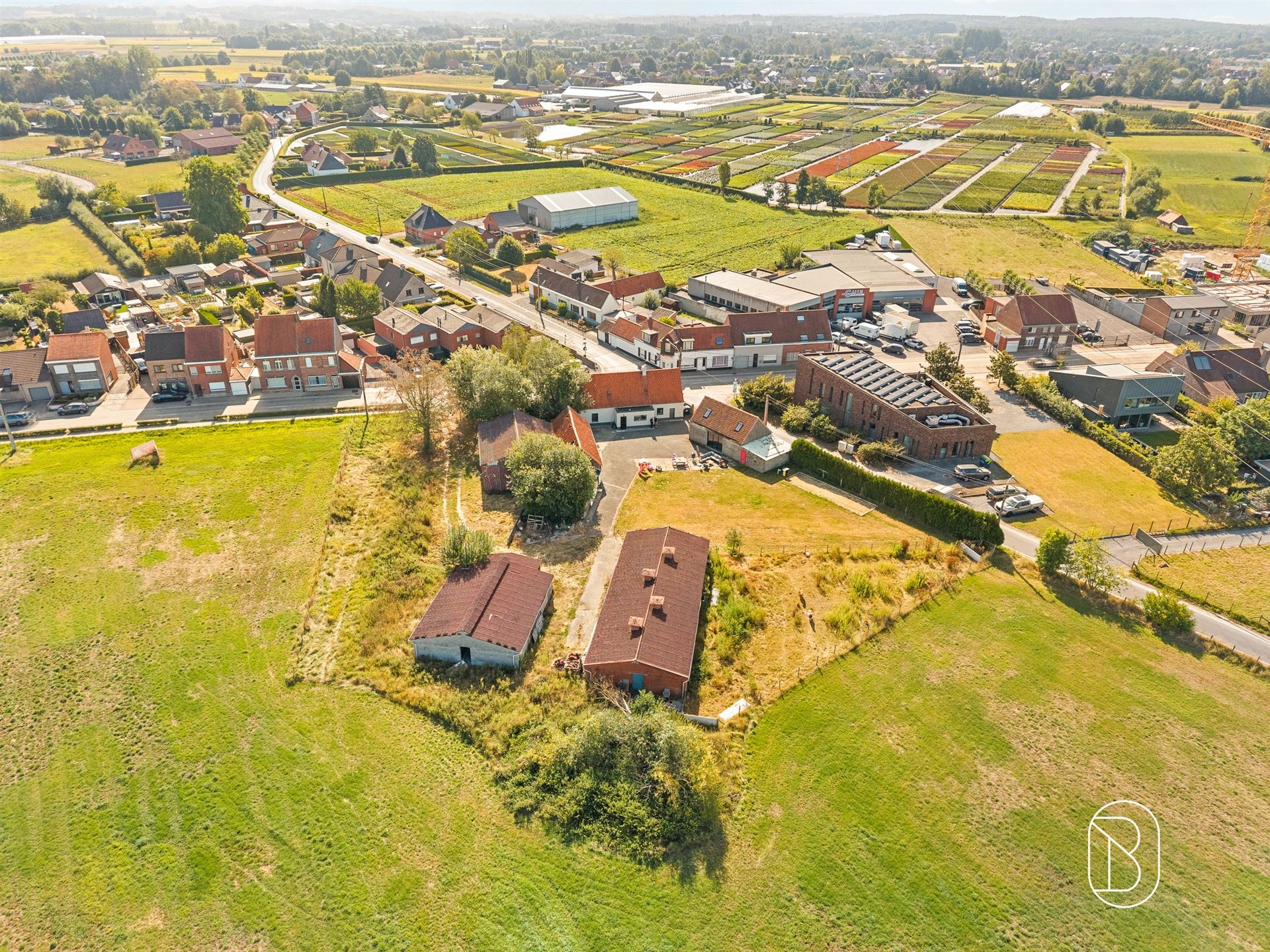 Prachtig gelegen karaktervolle hoeve met verzichten - foto 3