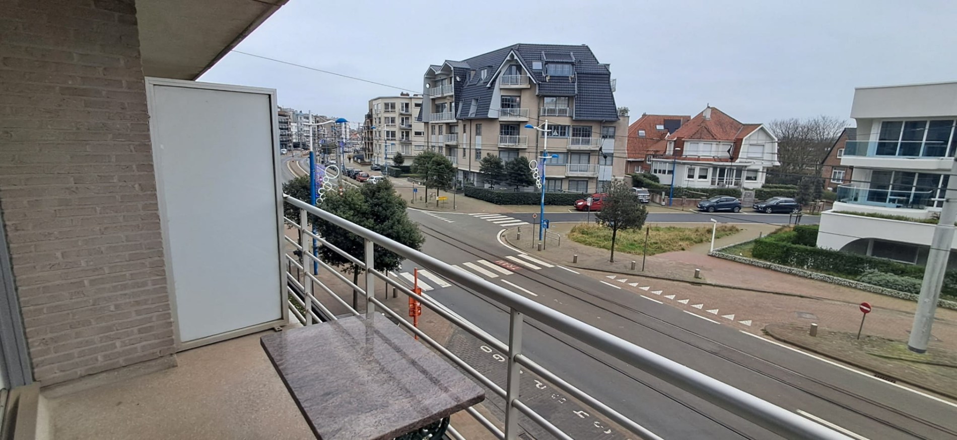 ZONGERICHT 2 SLAAPKAMERAPPARTEMENT OP 100 M VAN DE ZEEDIJK - foto 4