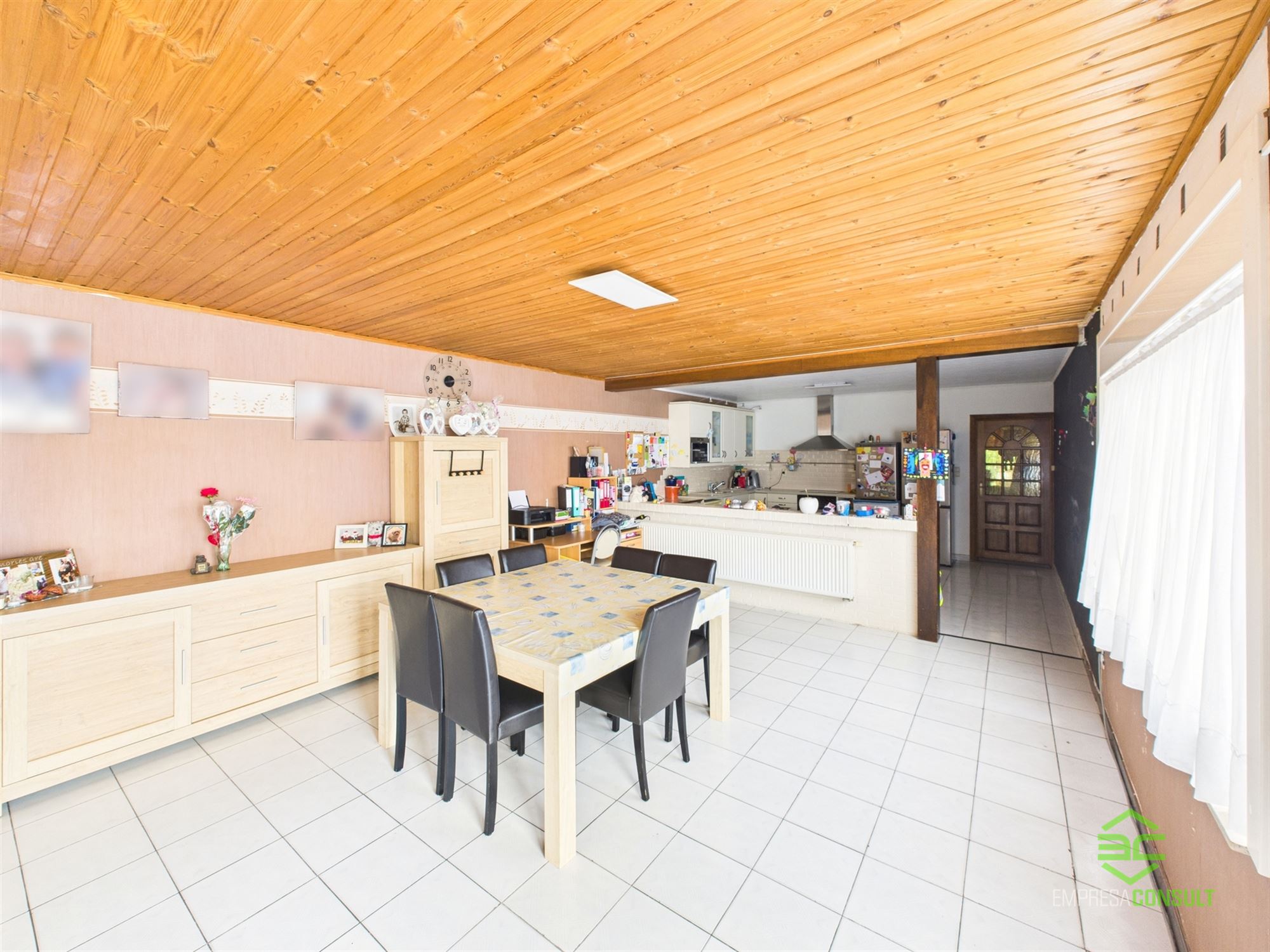 Ruime gelijkvloerse woning met 2 slpk en grote garage! - foto 4