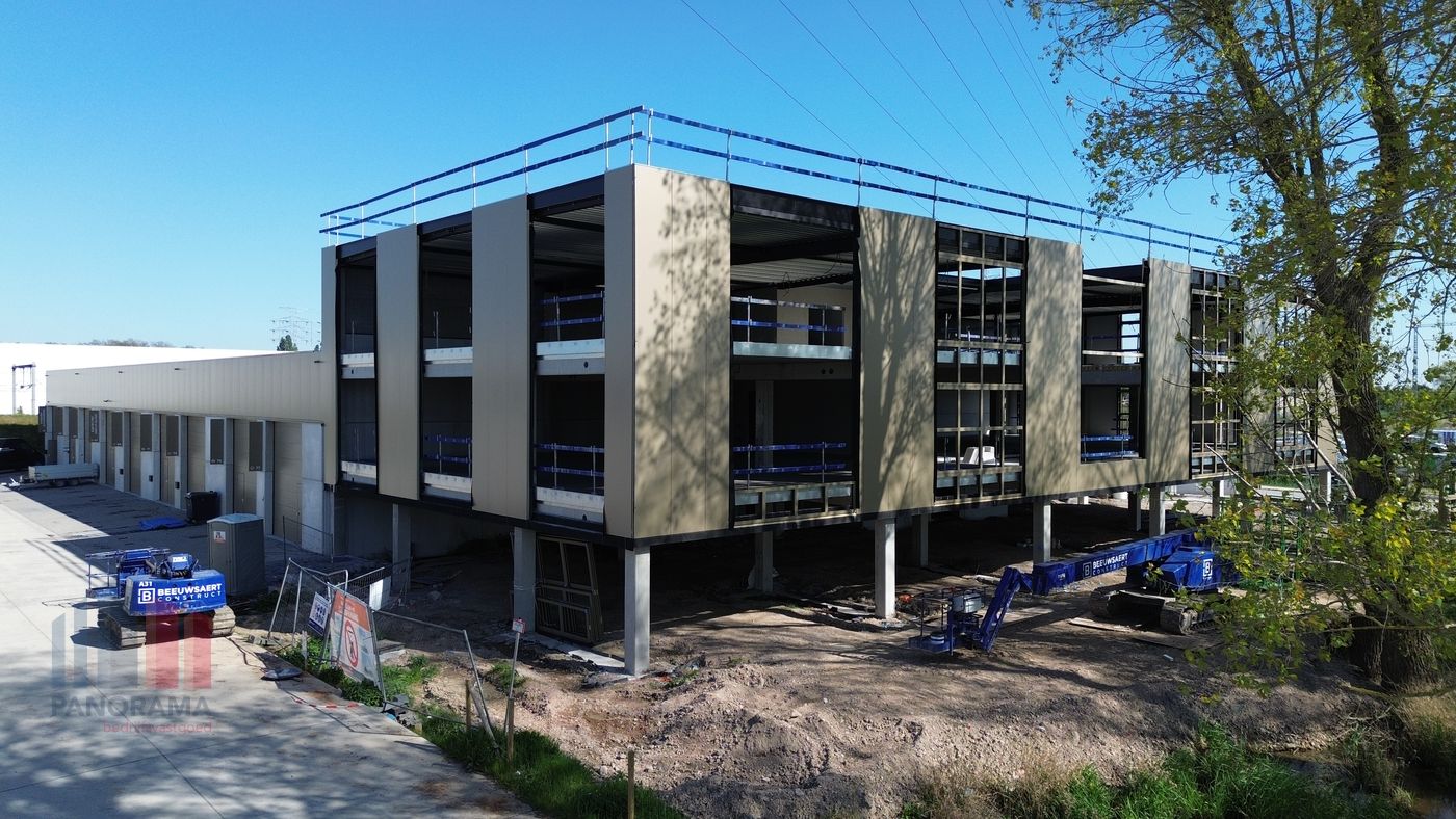 NIEUWBOUW KANTOOR VAN 301 M² TE HUUR - foto 2