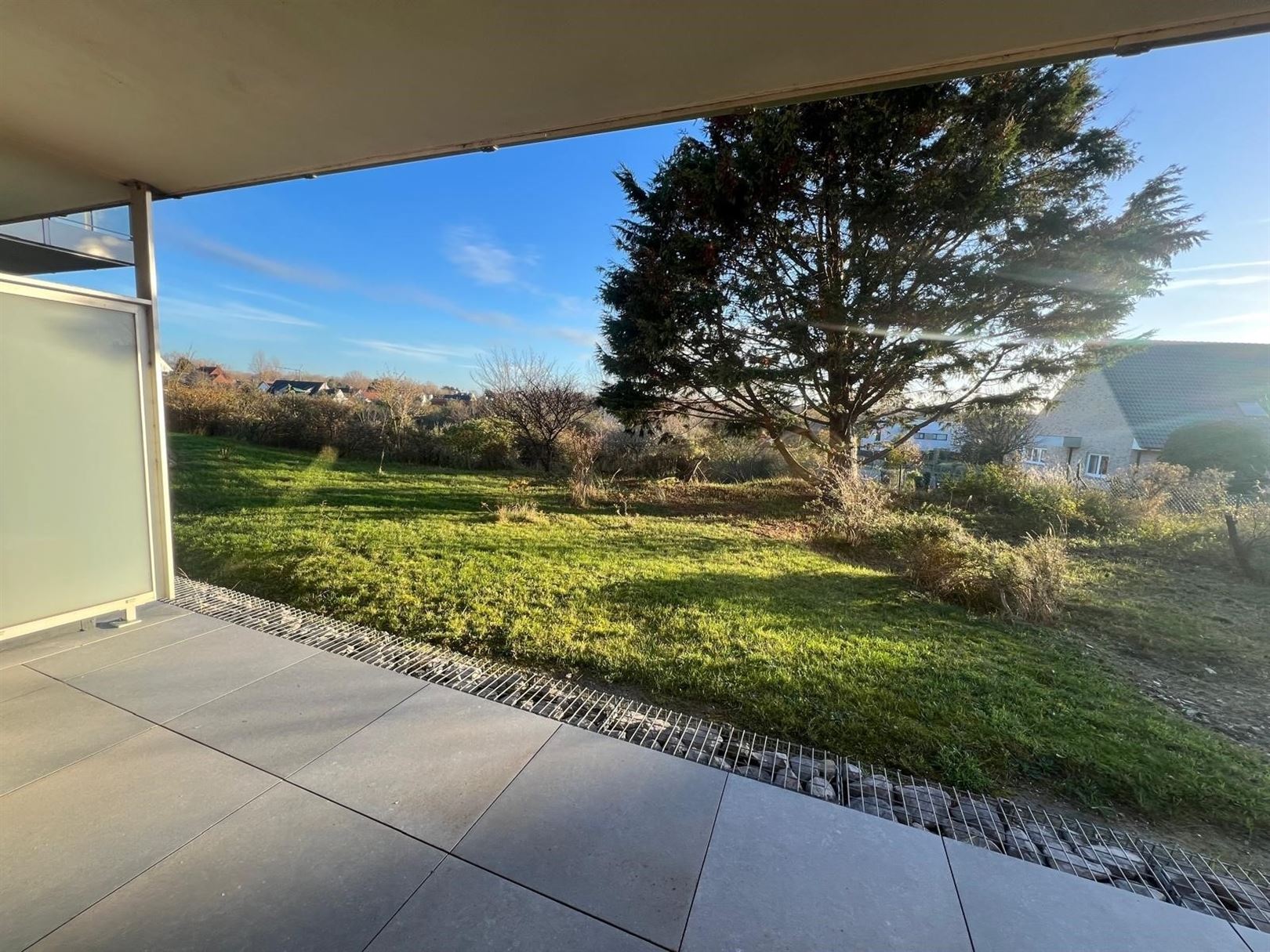 Zuidgericht appartement met groot terras en prachtig duinenzicht op toplocatie! - foto 5