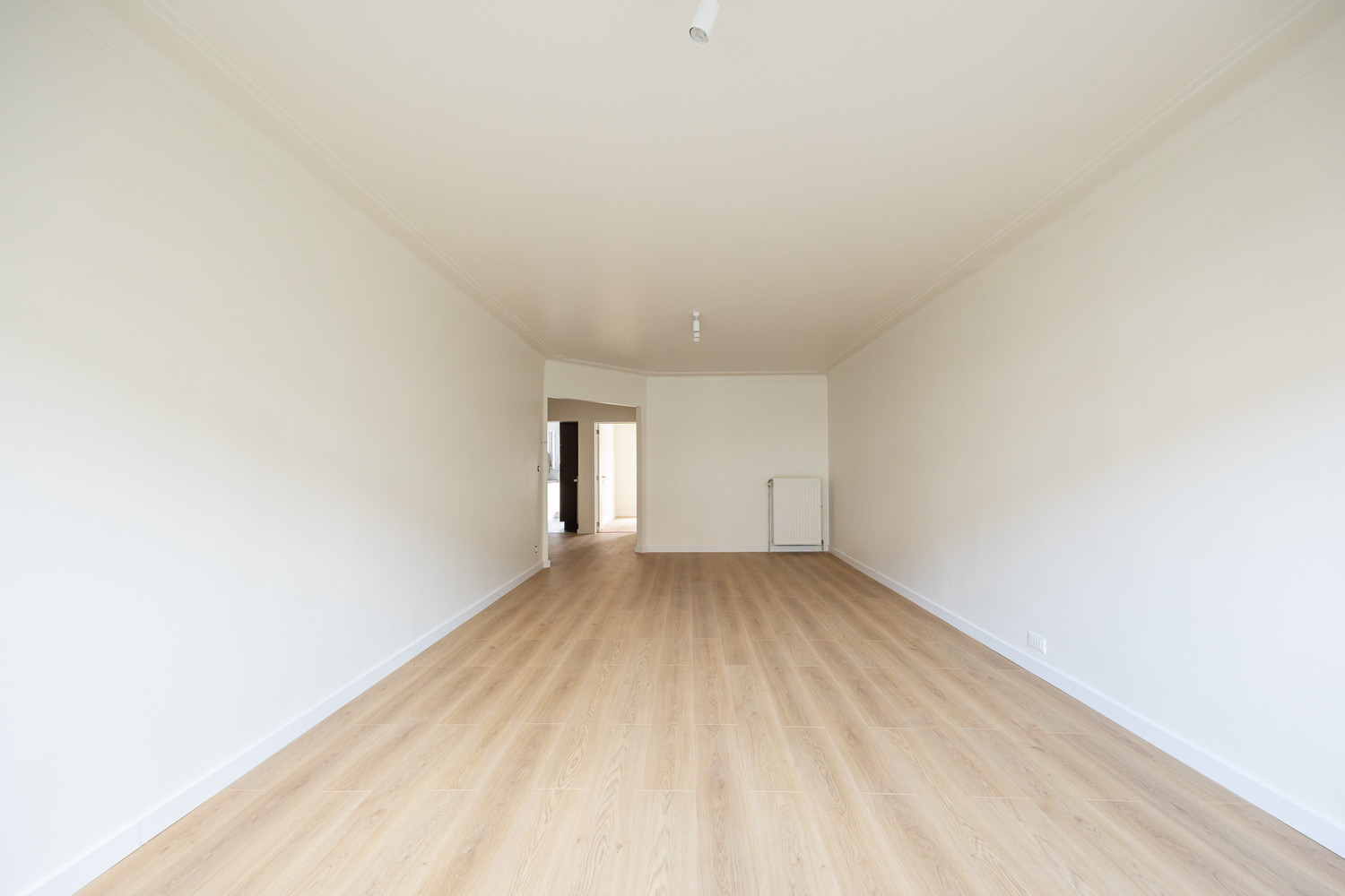 Modern gelijlvloersapp met charmante ZW-tuin - foto 5