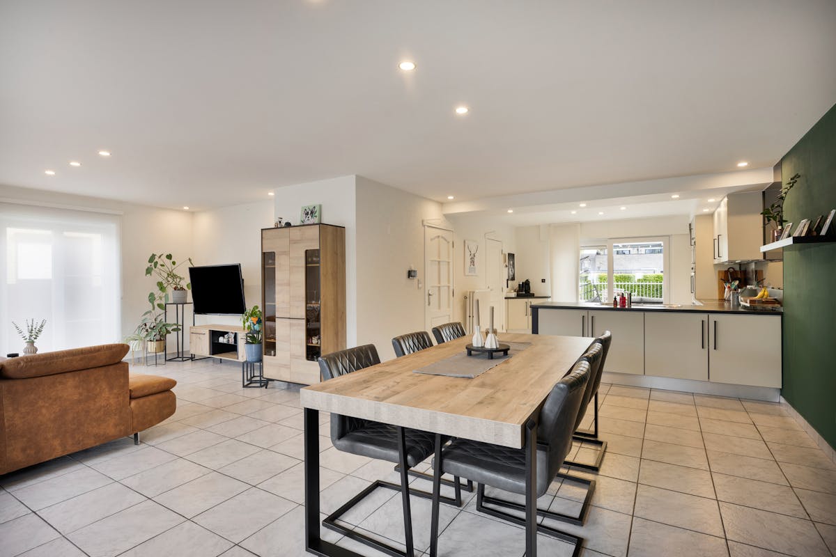 Instapklaar, future-proof huis op rustige ligging te koop in Lanklaar - foto 4