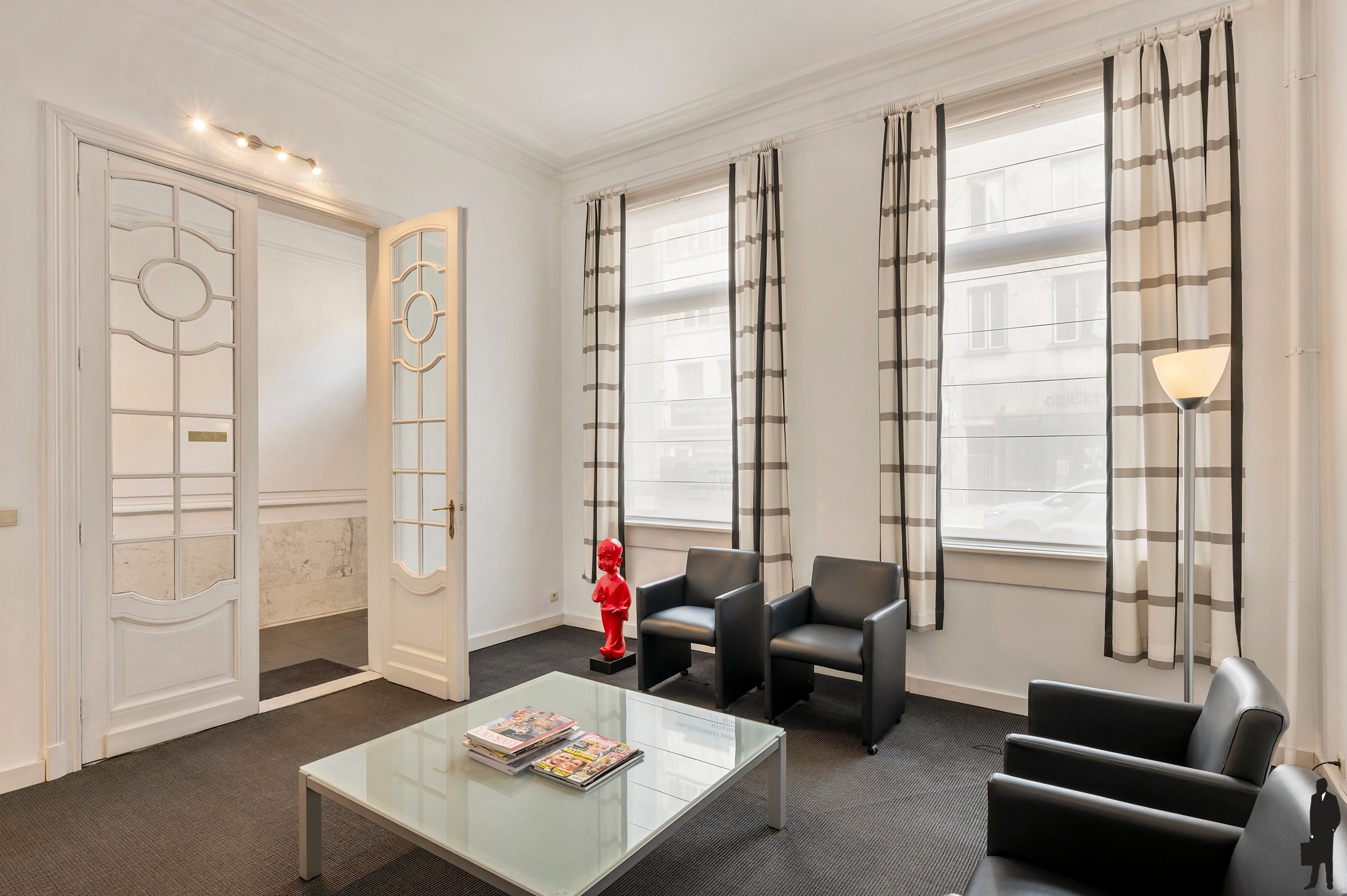 Statig herenhuis met praktijkruimte op toplocatie in Antwerpen - foto 5