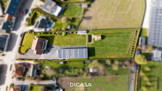 Deze unieke villa is gelegen langs de verbindingsweg Oostnieuwkerke (Staden) en Roeselare.De woning werd bijzonder degelijk gebouwd en doorheen de...