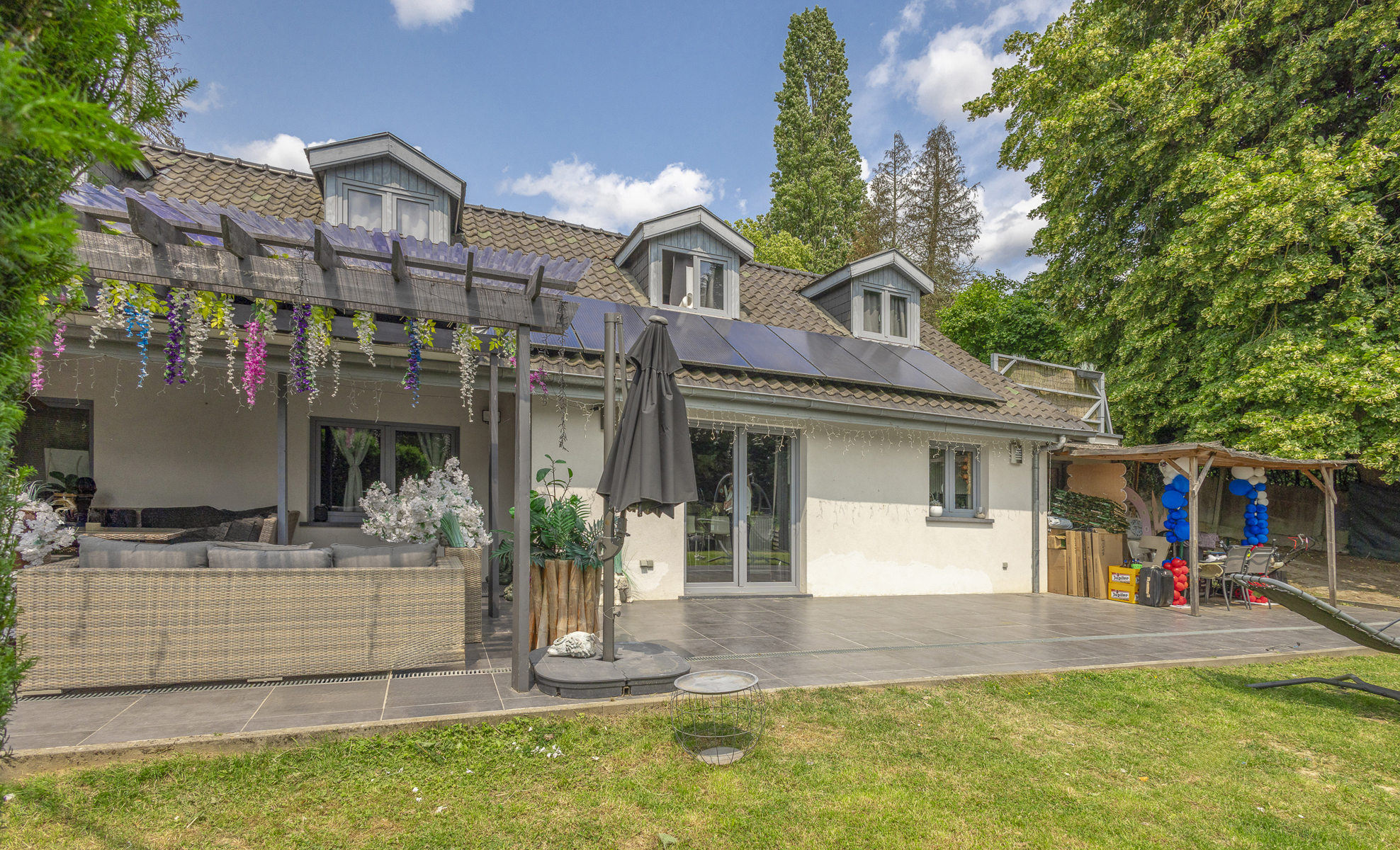 Gerenoveerde villa op een gunstige locatie te Dilbeek - foto 1