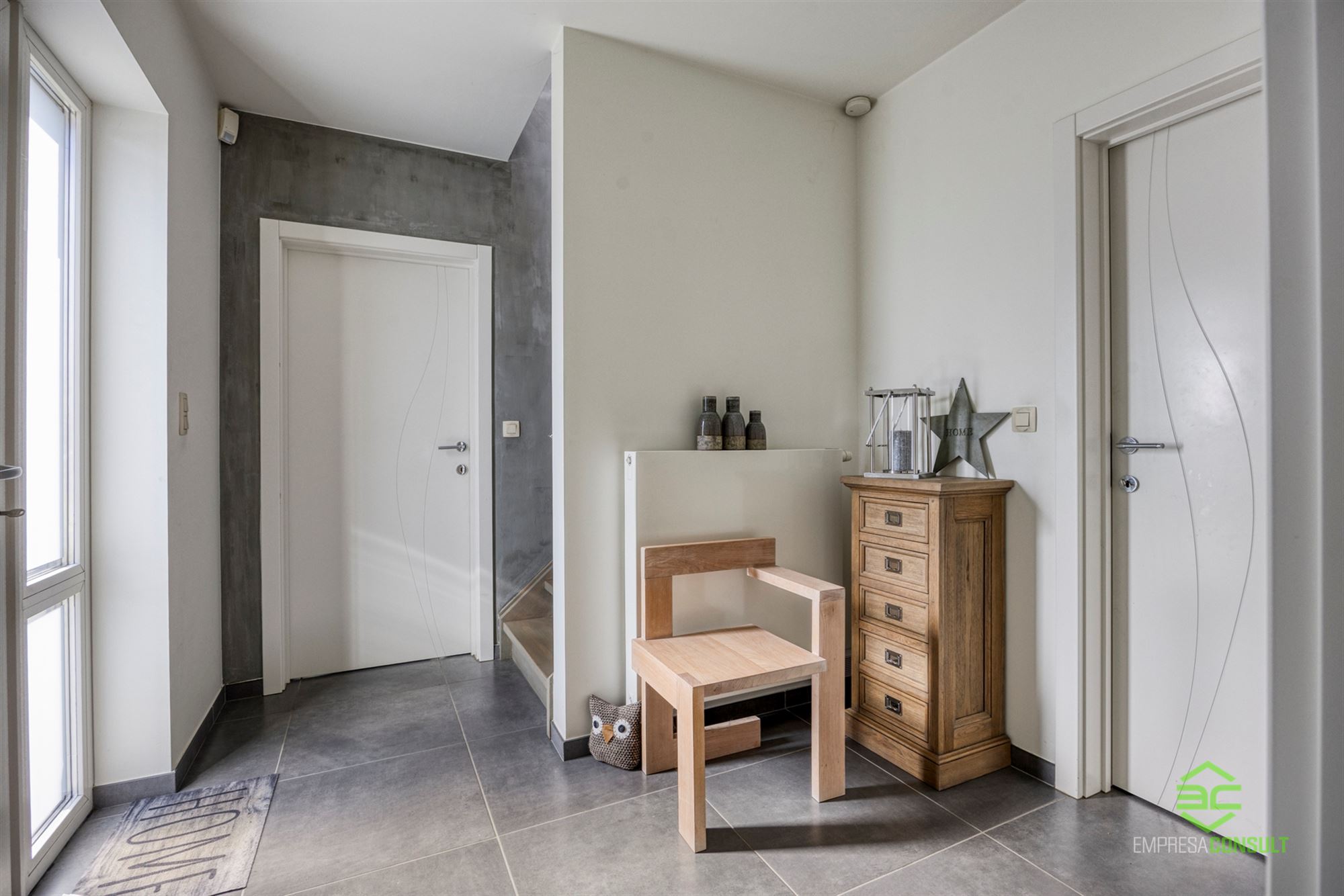 Instapklare woning met aparte garage en werkplaats van 150m² in Schulen! - foto 3