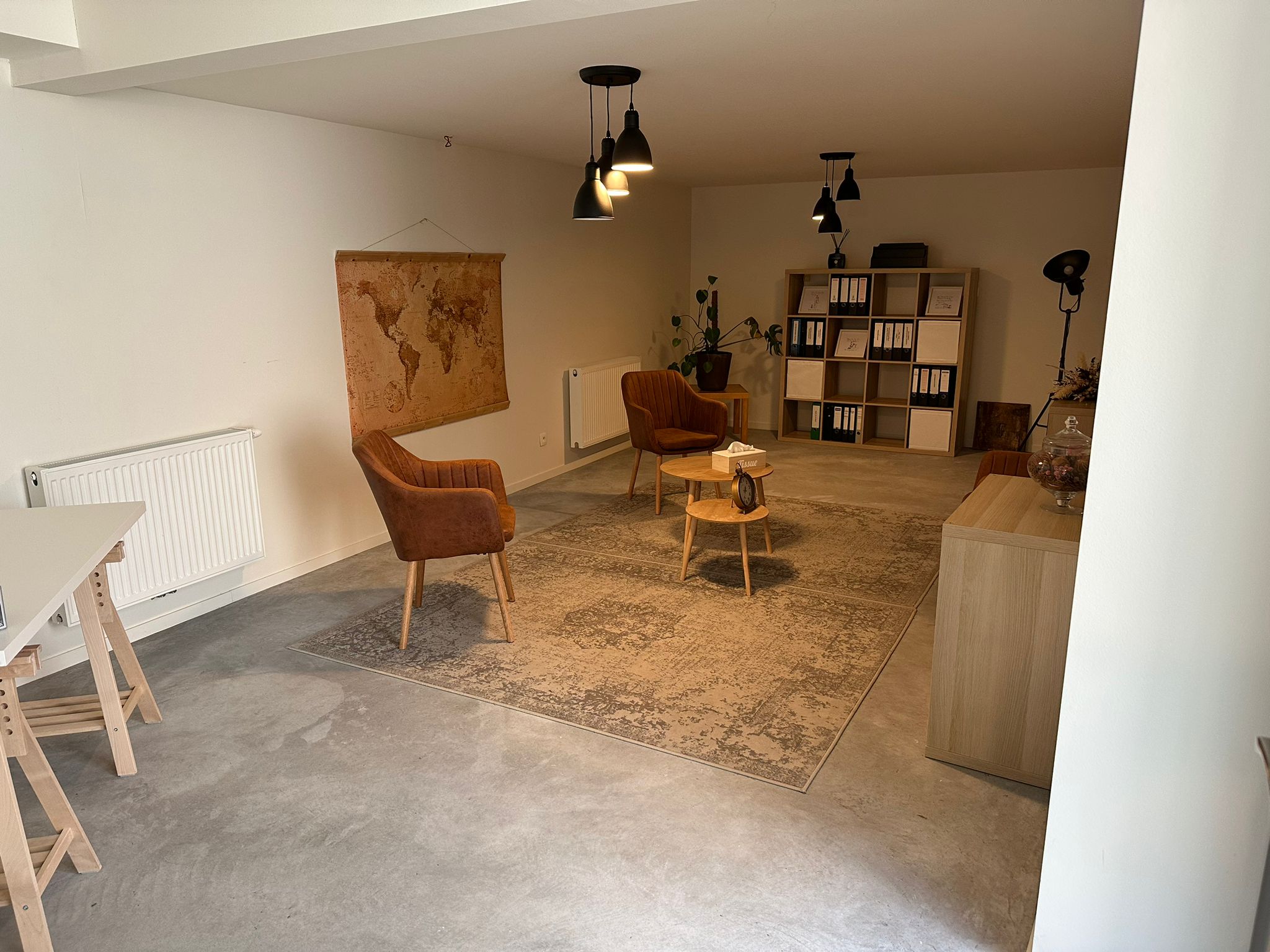 Praktijkruimte te huur in het centrum van VEURNE - foto 4