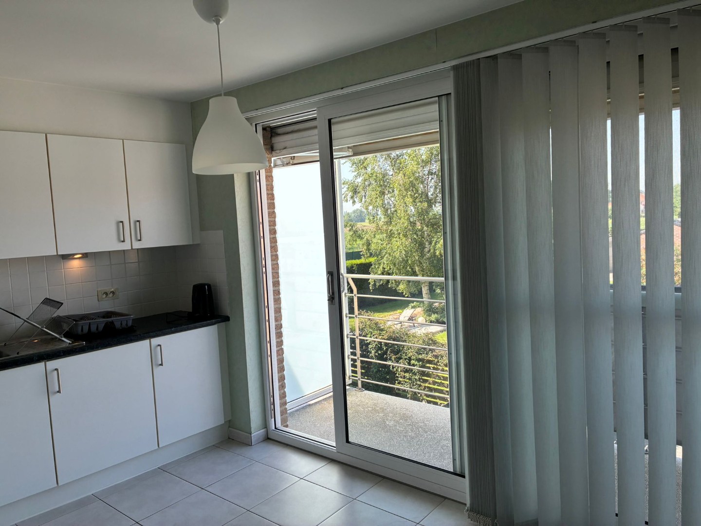 Ruim appartement op de eerste verdieping met twee slaapkamers en zonnig terras - foto 5