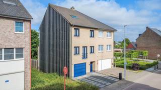 House for sale in Halle