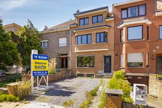 immo DAVID vous propose cette maison 2 façades clé sur porte de 192 m², idéalement située à proximité du quartier de la gare de...