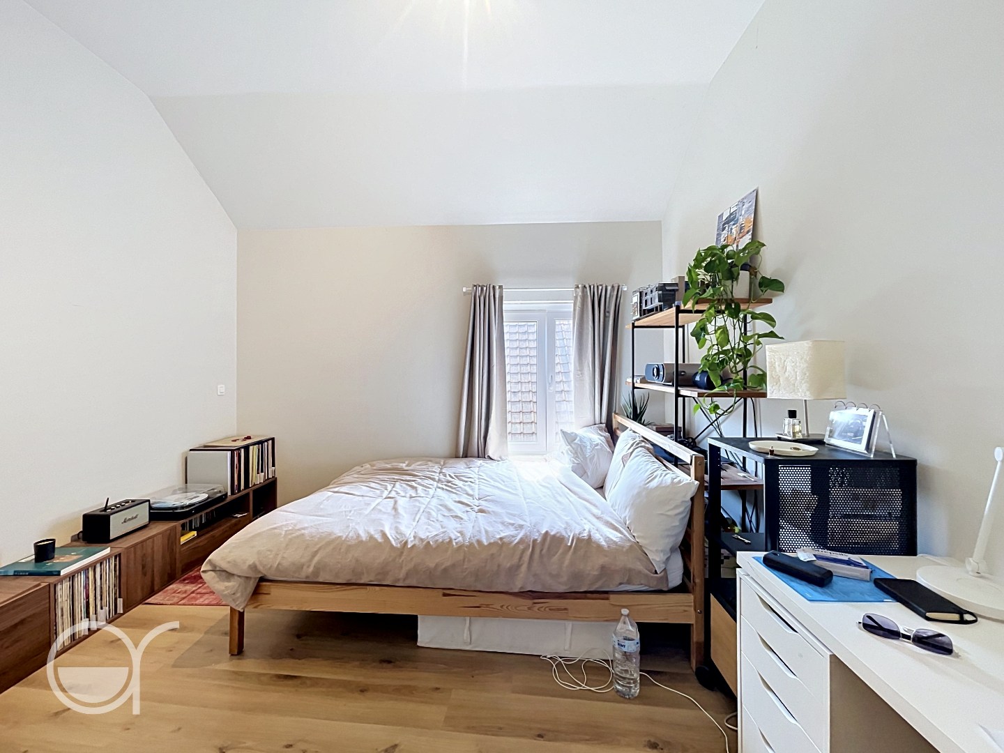 Ruime rijwoning gelegen in centrum Gent - foto 4