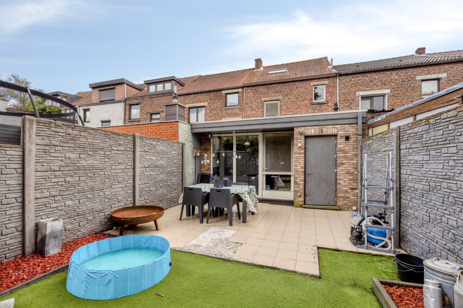 Gerenoveerde woning met 4 slaapkamers en tuin - centrum Tongeren - foto 2