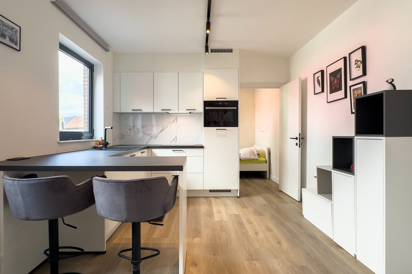 Prachtig gerenoveerd appartement in centrum Merelbeke - foto 1
