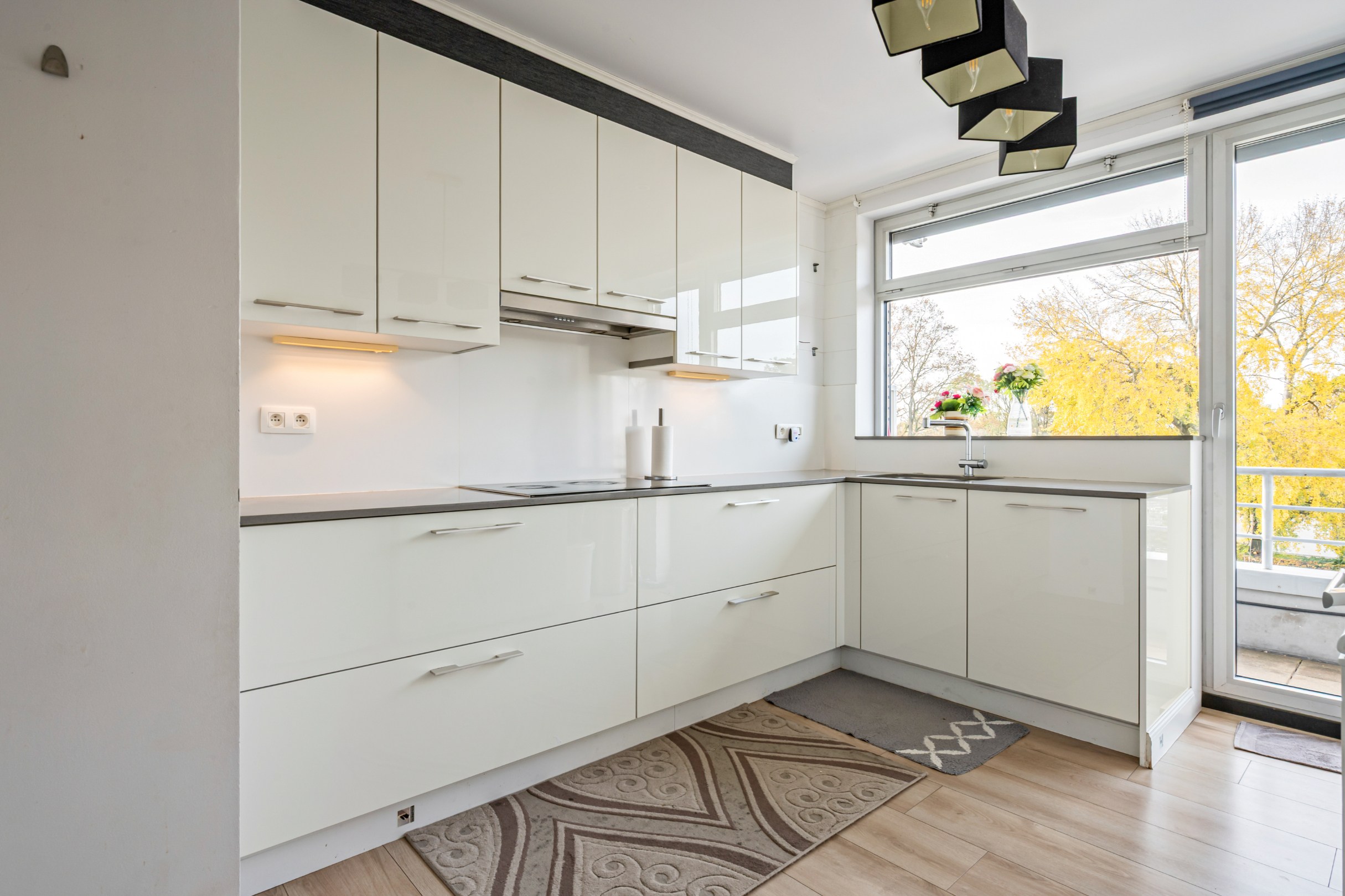 Prachtig afgewerkt appartement met 3 slaapkamers en ondergrondse staanplaats - foto 4