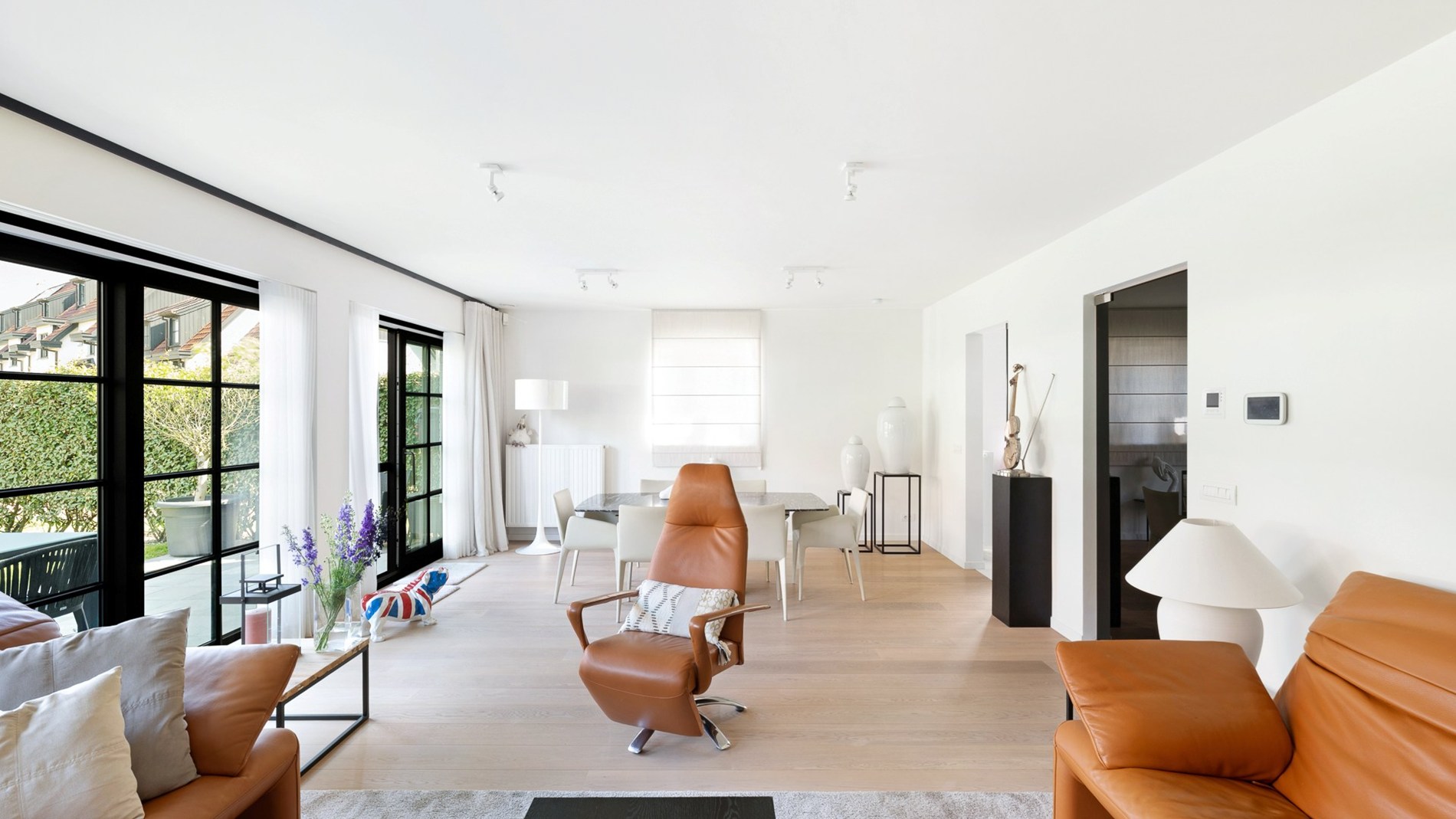 Recente hoekwoning met groot volume te Knokke - foto 3