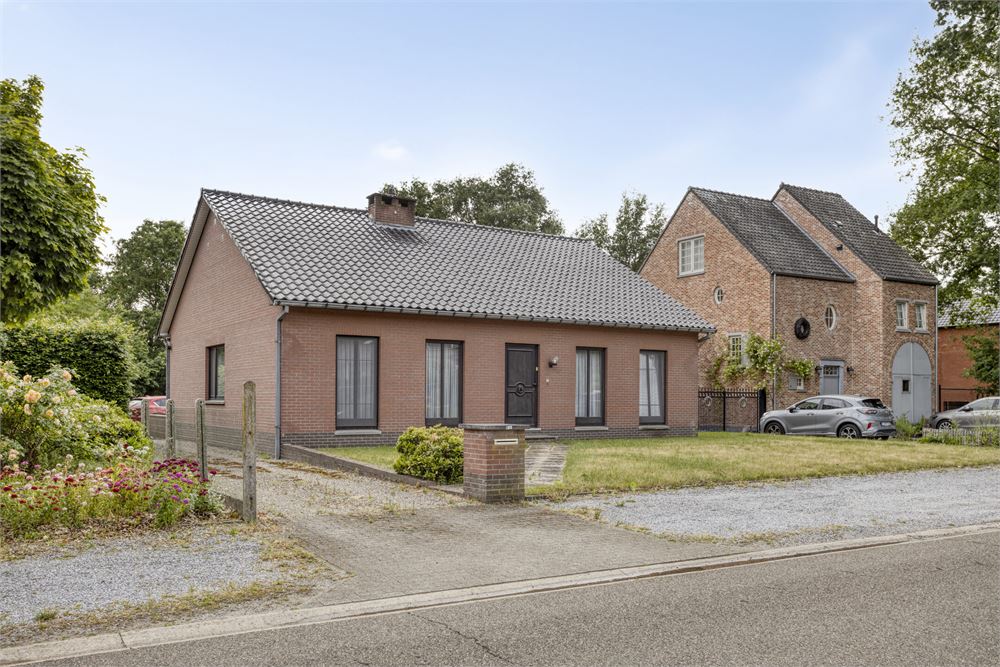 House for sale in Zonhoven with 3 bedrooms - photo 2