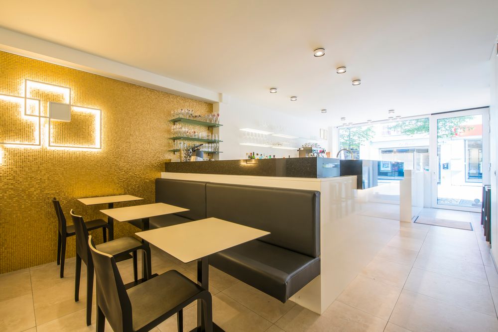 Commercial for rent in Zottegem - photo 1