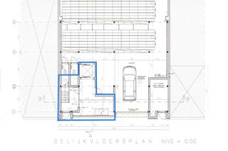 Bijzonder centraal gelegen kantoorgebouw op wandelafstand van het station.Indeling:Ruime inkomhal (+/- 30m²)Eerste verdieping, ruime open ruimte (+/-...