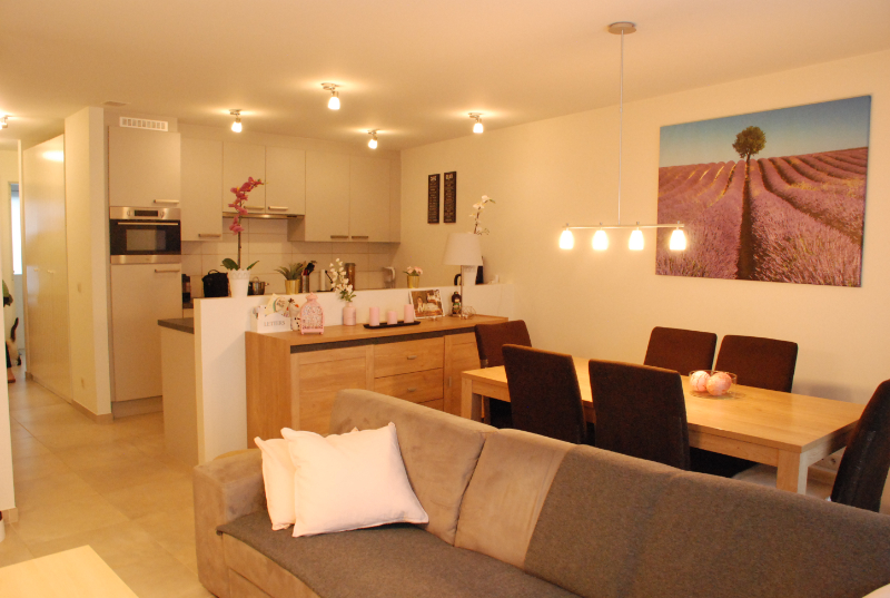 Recent appartement op 1eV met 2 slk, terras &amp; ondergrondse autostaanplaats - foto 3