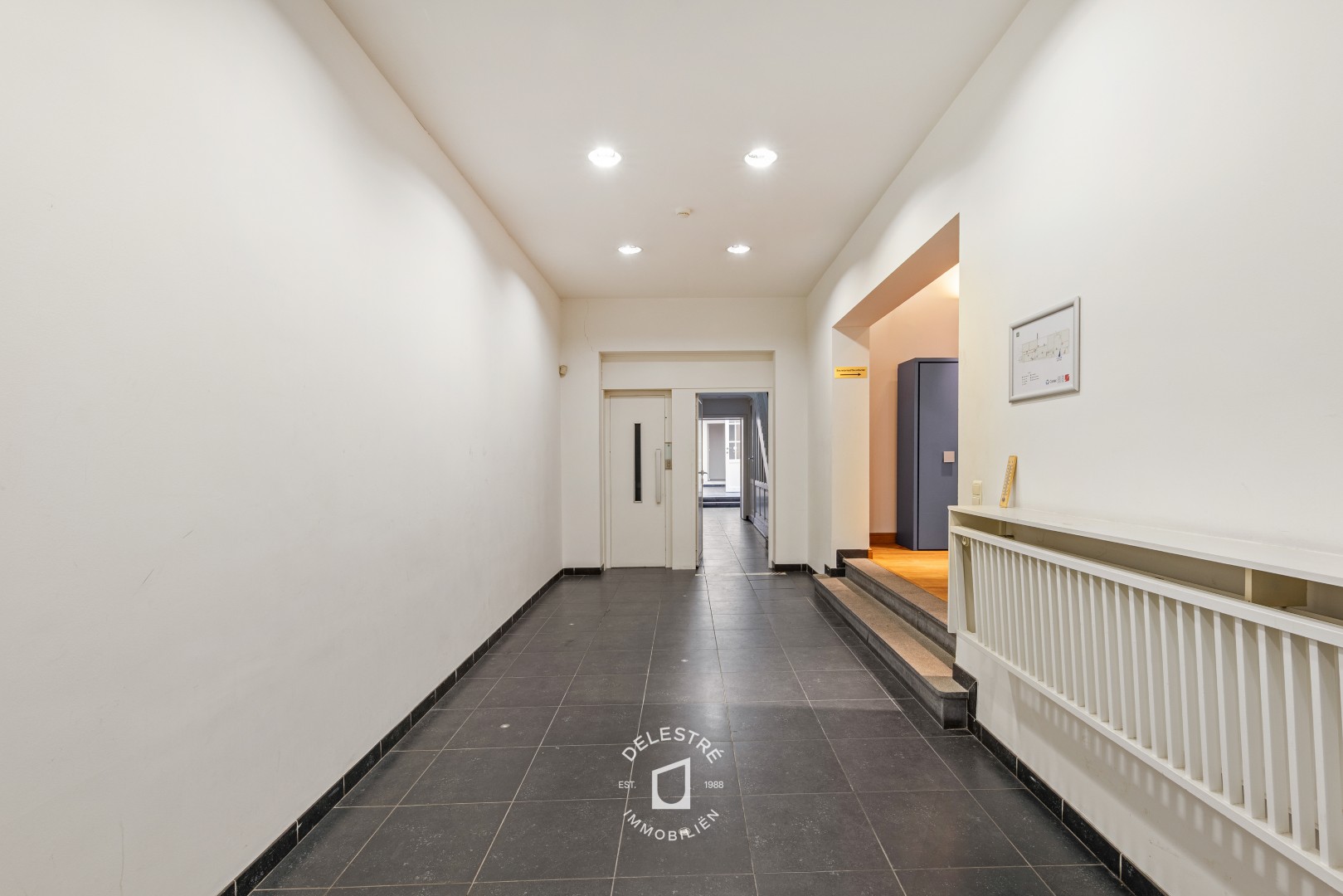 Commercial à vendre à Bruxelles - photo 3