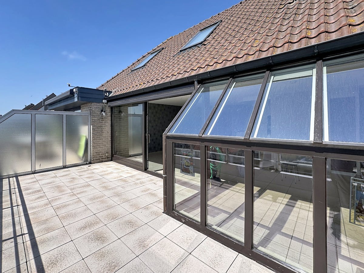 Appartement met zonnig en ruim terras te huur in Heist - foto 5