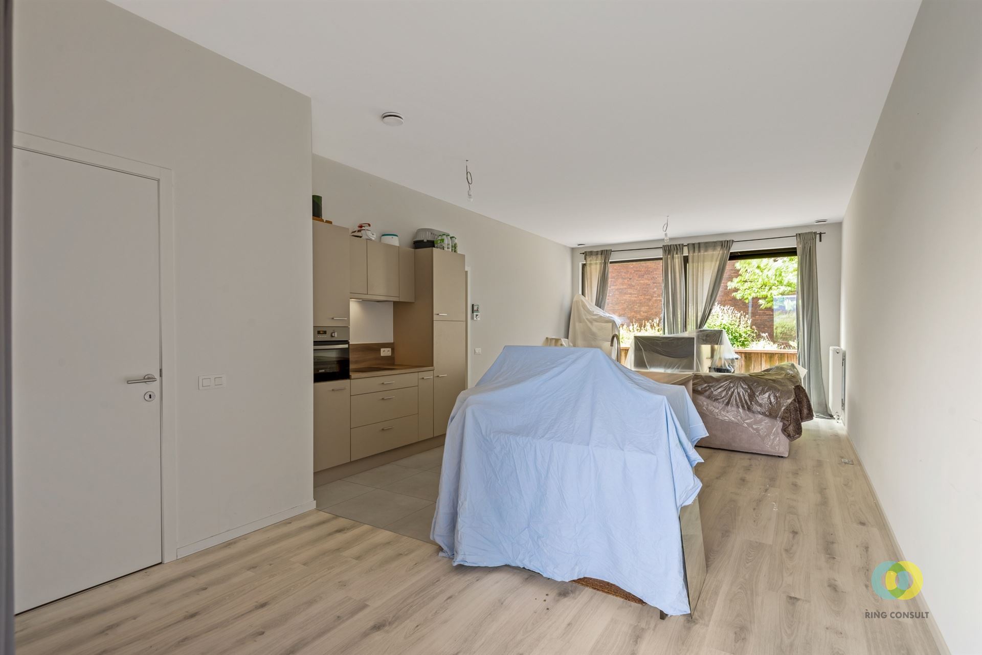 Gelijkvloers appartement met één slaapkamer en twee terassen. - foto 3