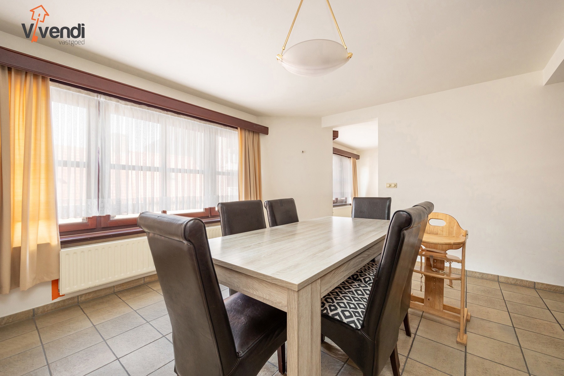 Ruim(120m²) 2 slpk appartement met garagebox. - foto 4