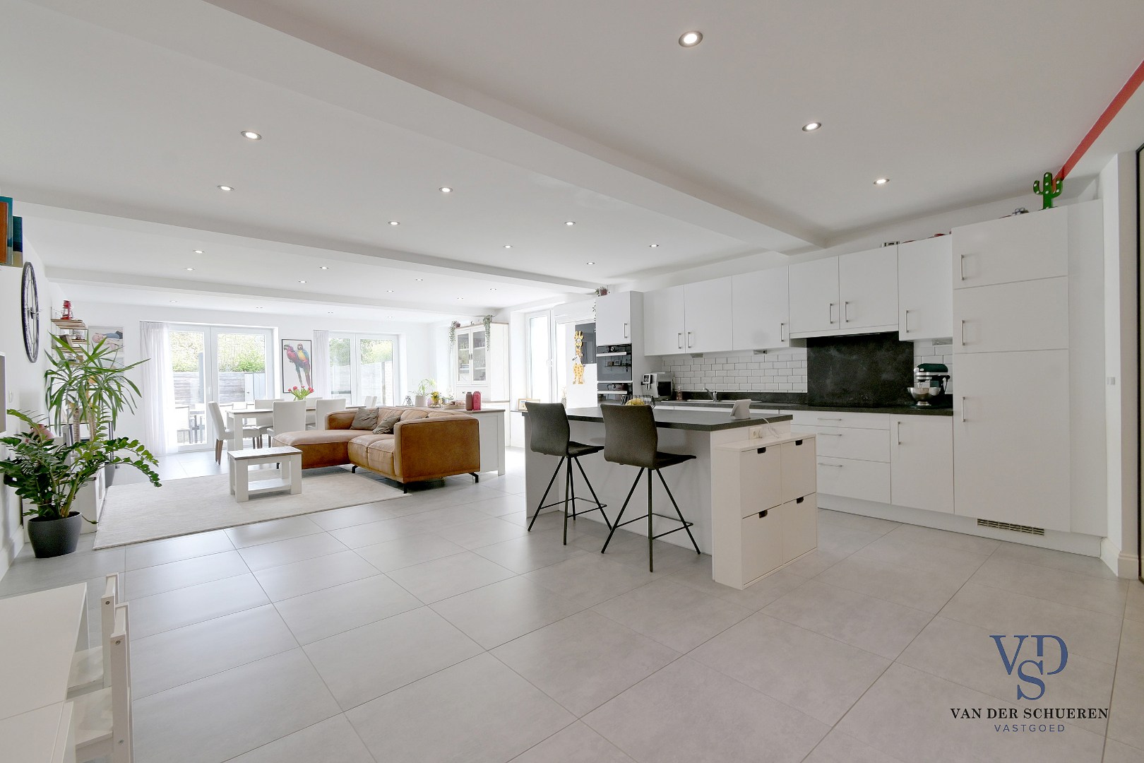 Ruime, instapklare gezinswoning in centrum Gavere. - foto 4