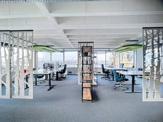 Lichtvol kantoor van 185 m² op de 5de verdieping van de Tavernier Building met uitzicht op het MAS en de Schelde. Uitbreidbaar tot 530 m² en...