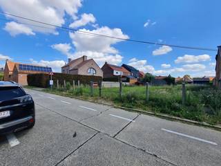 Mooie bouwgrond van 5a38. Open bebouwing mogelijk.Gelegen op de Tiensebaan tussen de Dreefstraat en de Ridderstraat in het rustige en pittoreske...