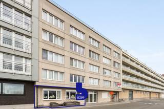 In Middelkerke bieden wij dit ruim appartement aan met zicht op duinen.Het appartement bevindt zich vlak aan de dijk van Middelkerke.Wanneer we de...