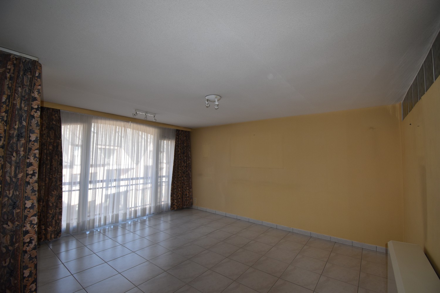 Appartement te Ruiselede. - foto 3