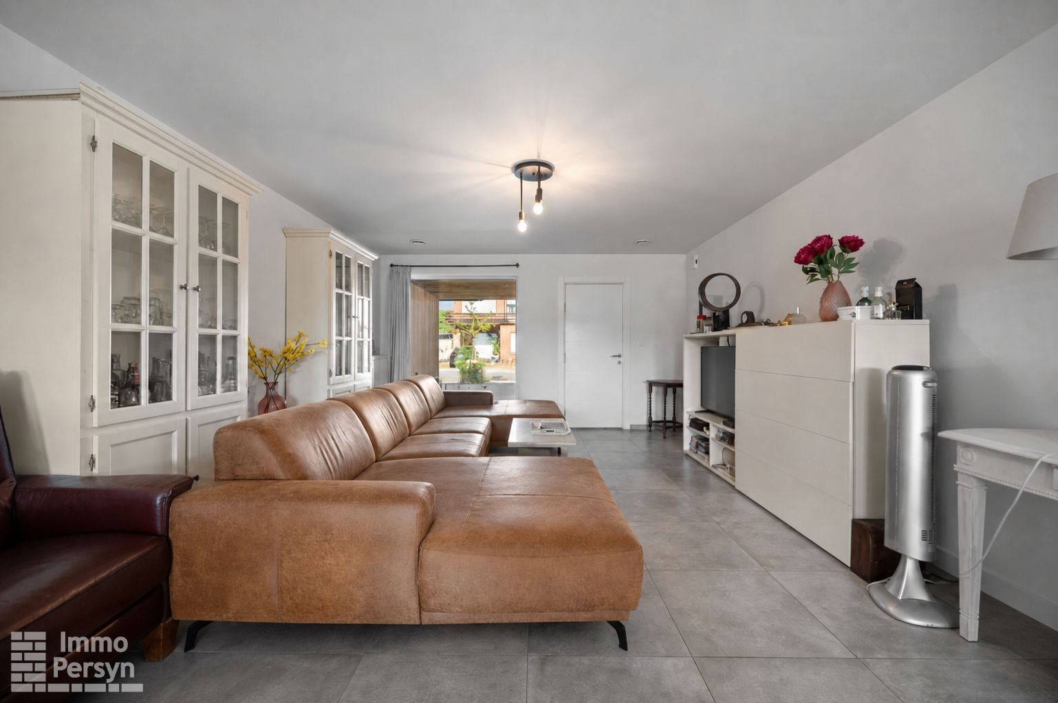 Energiezuinige recente gezinswoning met 3 slaapkamers, garage en tuin te Leopoldsburg - foto 4