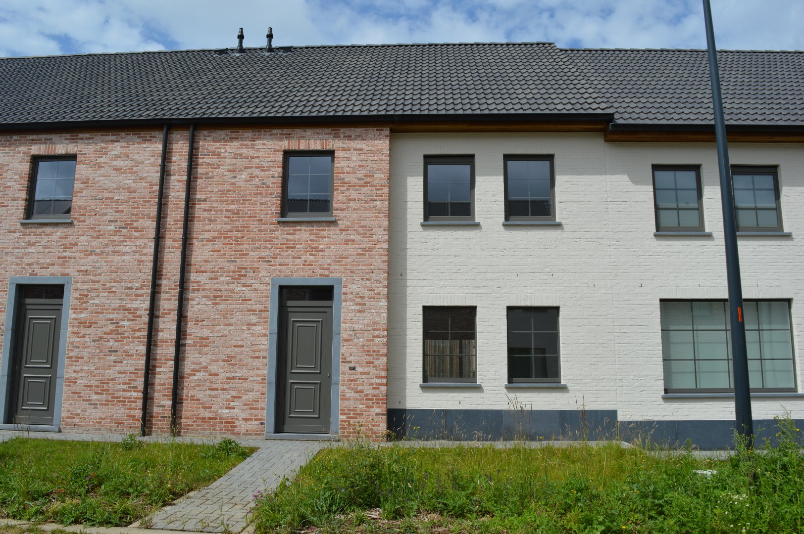 Nieuwbouwwoning in Moen met 3 slaapkamers en tuin - foto 1