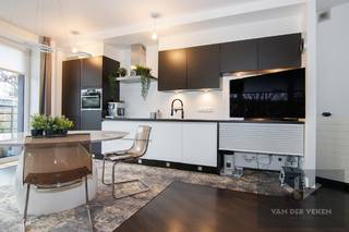 Luxueus afgewerkt, instapklaar 1-slaapkamerappartement in moderne residentie "ZUIDZICHT II", op wandelafstand van Quartier Bleu TROEVEN: -...