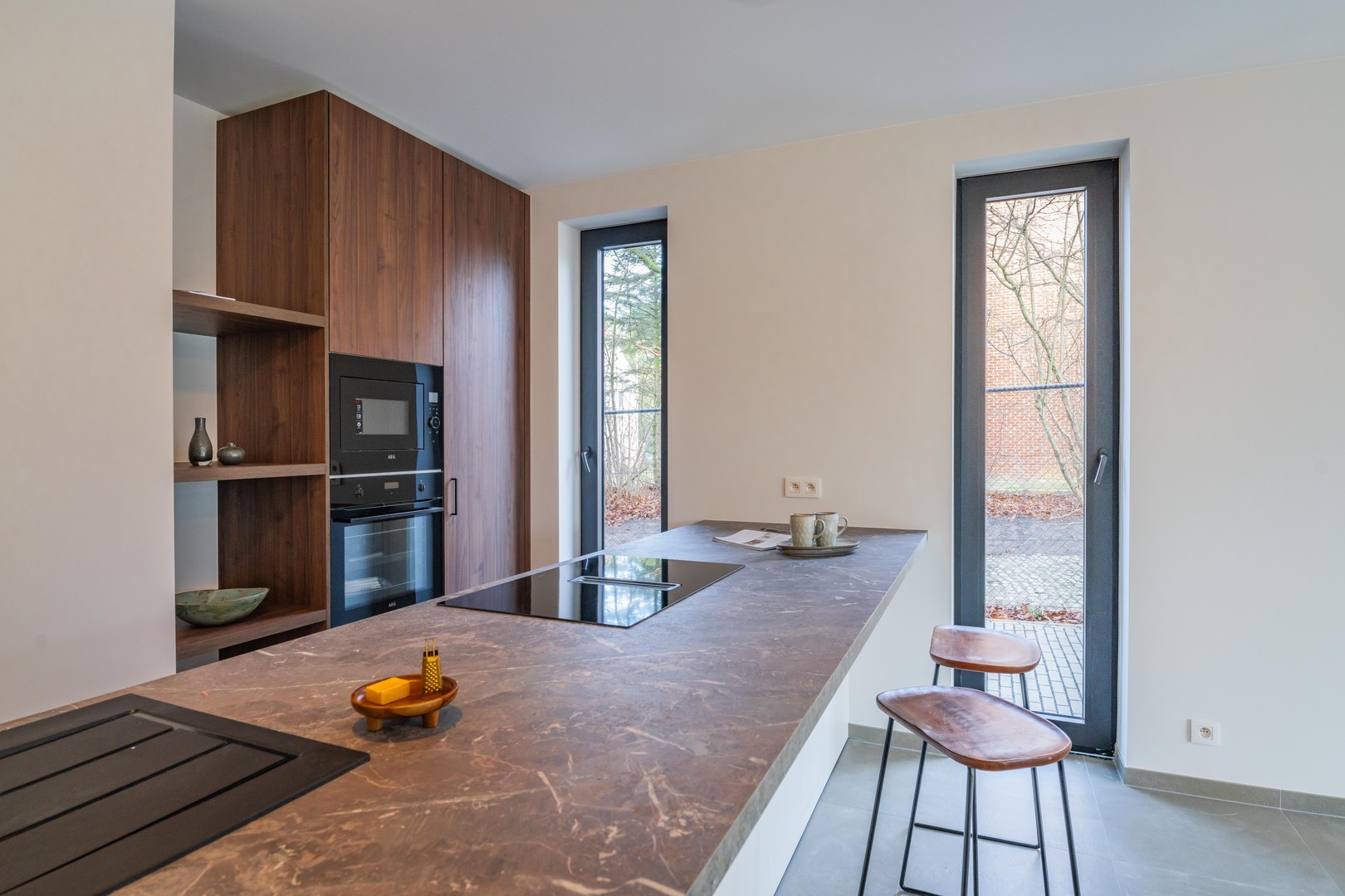 Stijlvol en instapklaar appartement op gelijkvloers. - foto 2