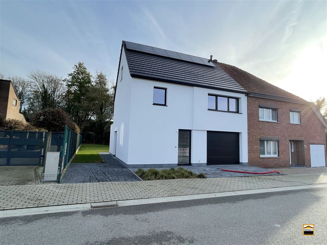 Maison à vendre à Tongres-Borgloon avec 5 chambres - photo 2