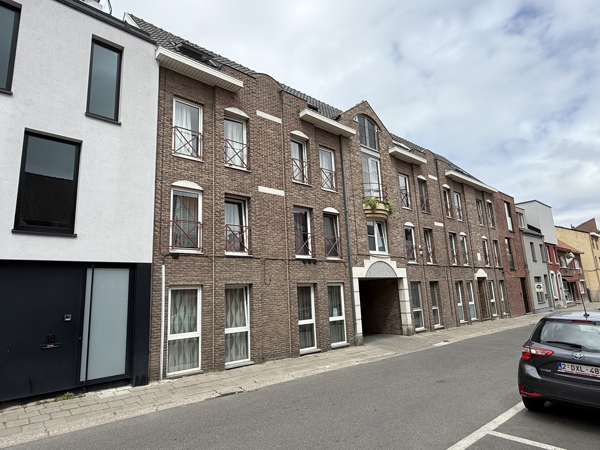 OPBRENGSTEIGENDOM - 9 UNITS - foto 2