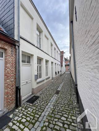 Te huur: Charmante woning in het hart van Lier In het gezellige centrum van Lier, op wandelafstand van winkels, horeca en openbaar vervoer, bevindt...