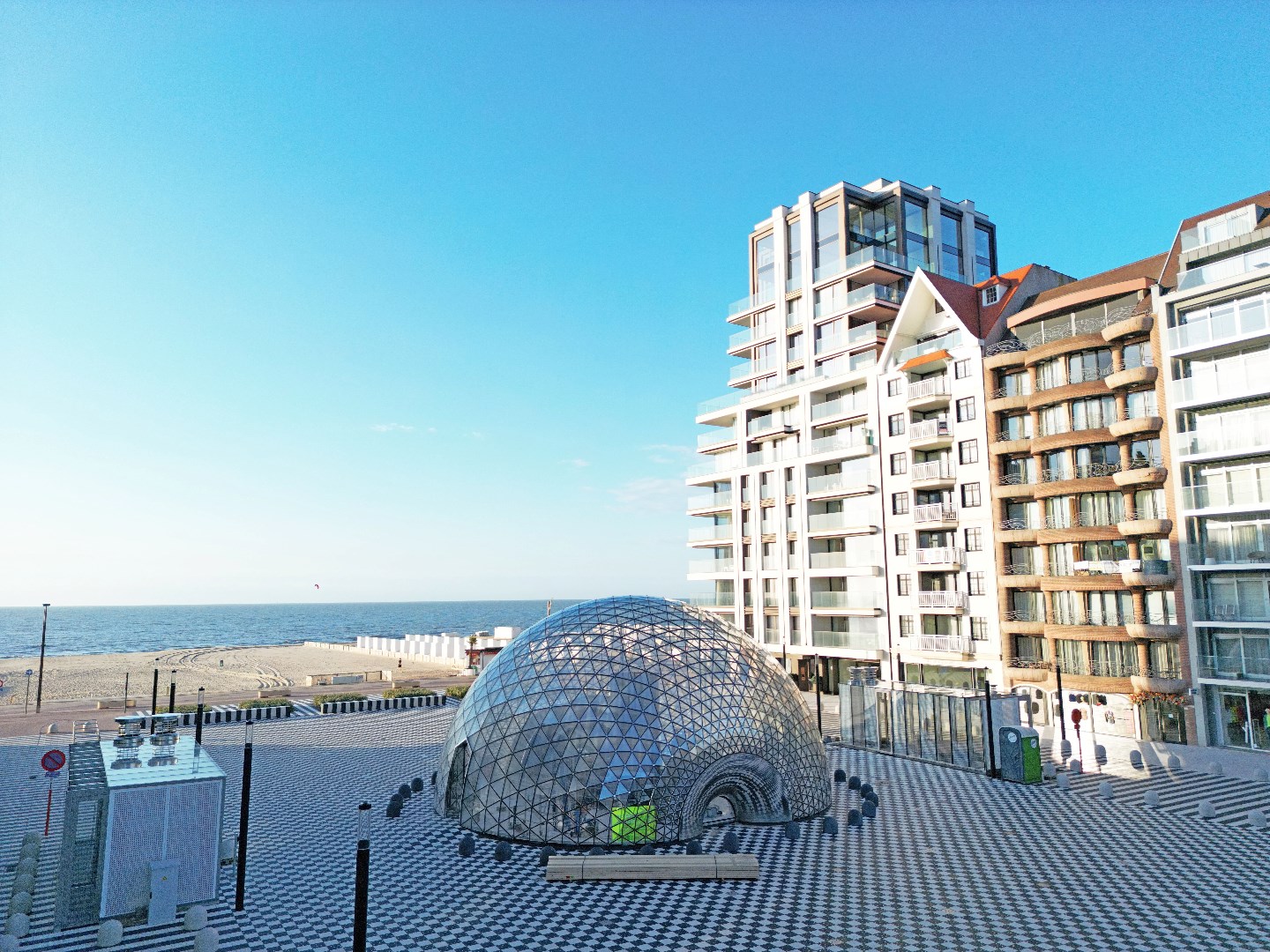 Garage for sale in Knokke-Heist - photo 1