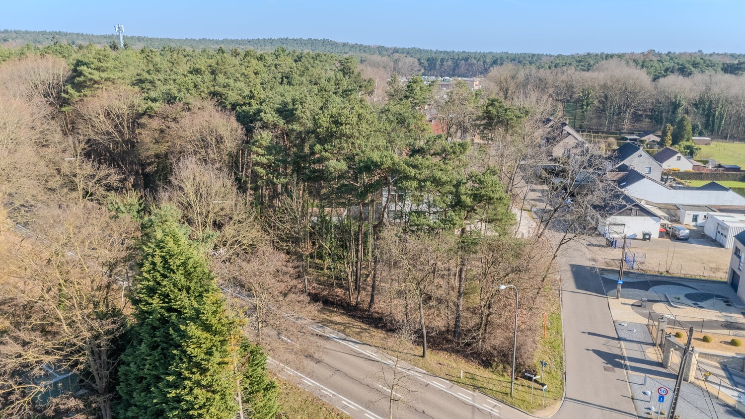 Perceel voor open bebouwing met veel mogelijkheden in Lanaken - foto 4