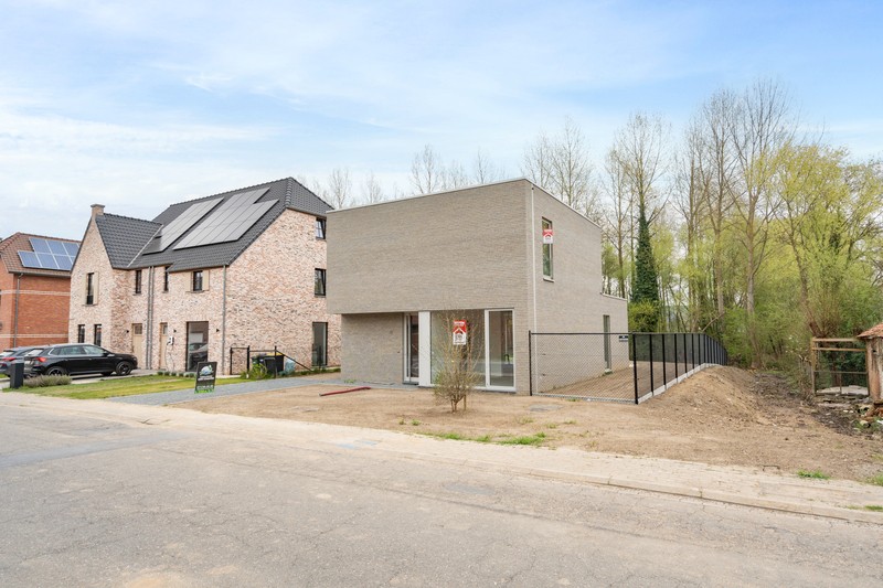 Ruime moderne woning met 3 slaapkamers - onmiddellijk beschikbaar - photo 1