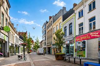 Commercial à vendre à Roulers