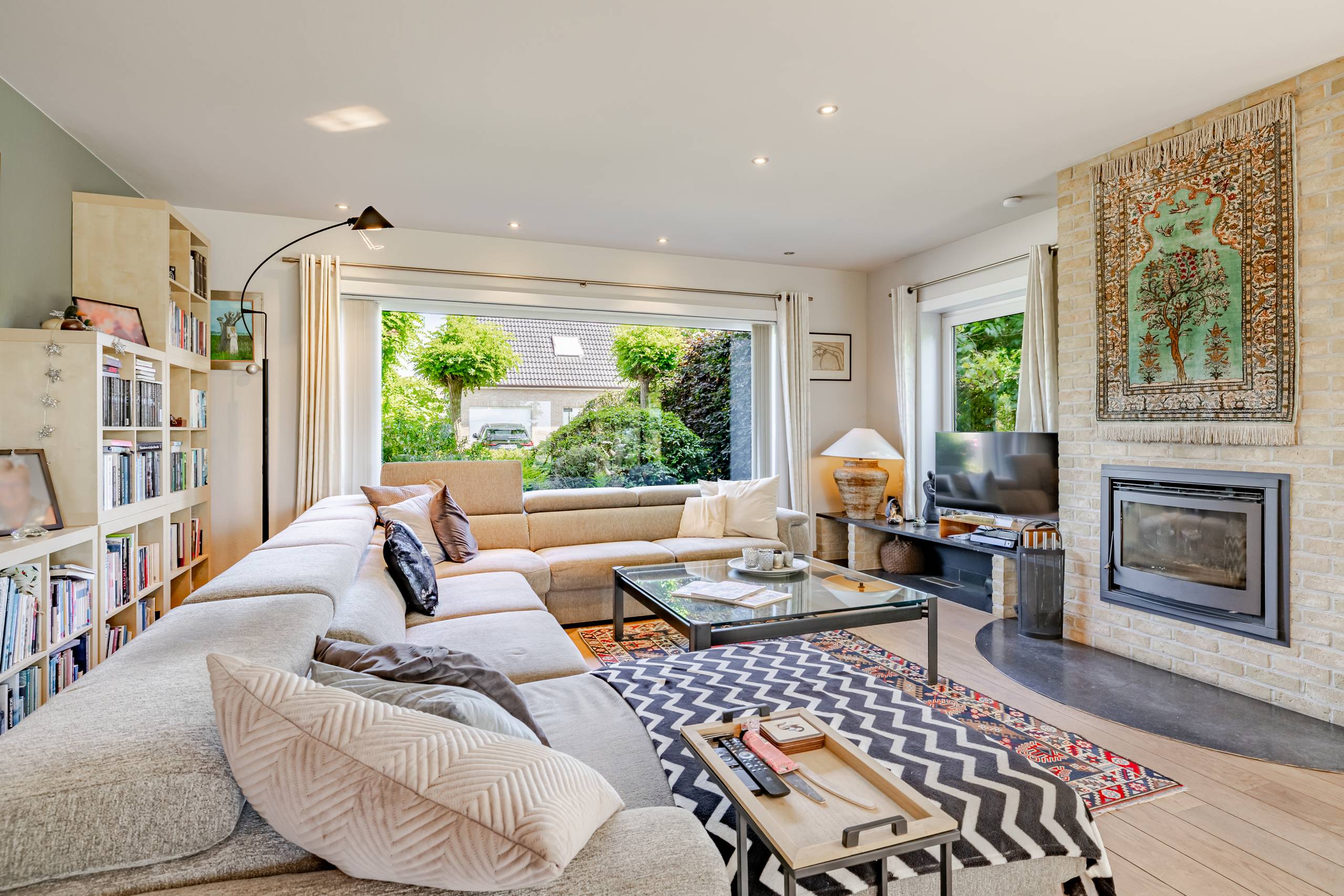 EXCLUSIEVE VILLA MET 5 SLAAPKAMERS EN PRACHTIGE TUIN - foto 5