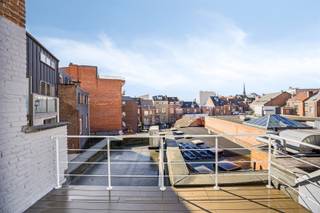 OPEN DEUR 25/4. Dit appartement is vrijblijvend te bezichtigen op zaterdag 25 april tussene 11u00 en 12u00. U bent van harte welkom! Dit...