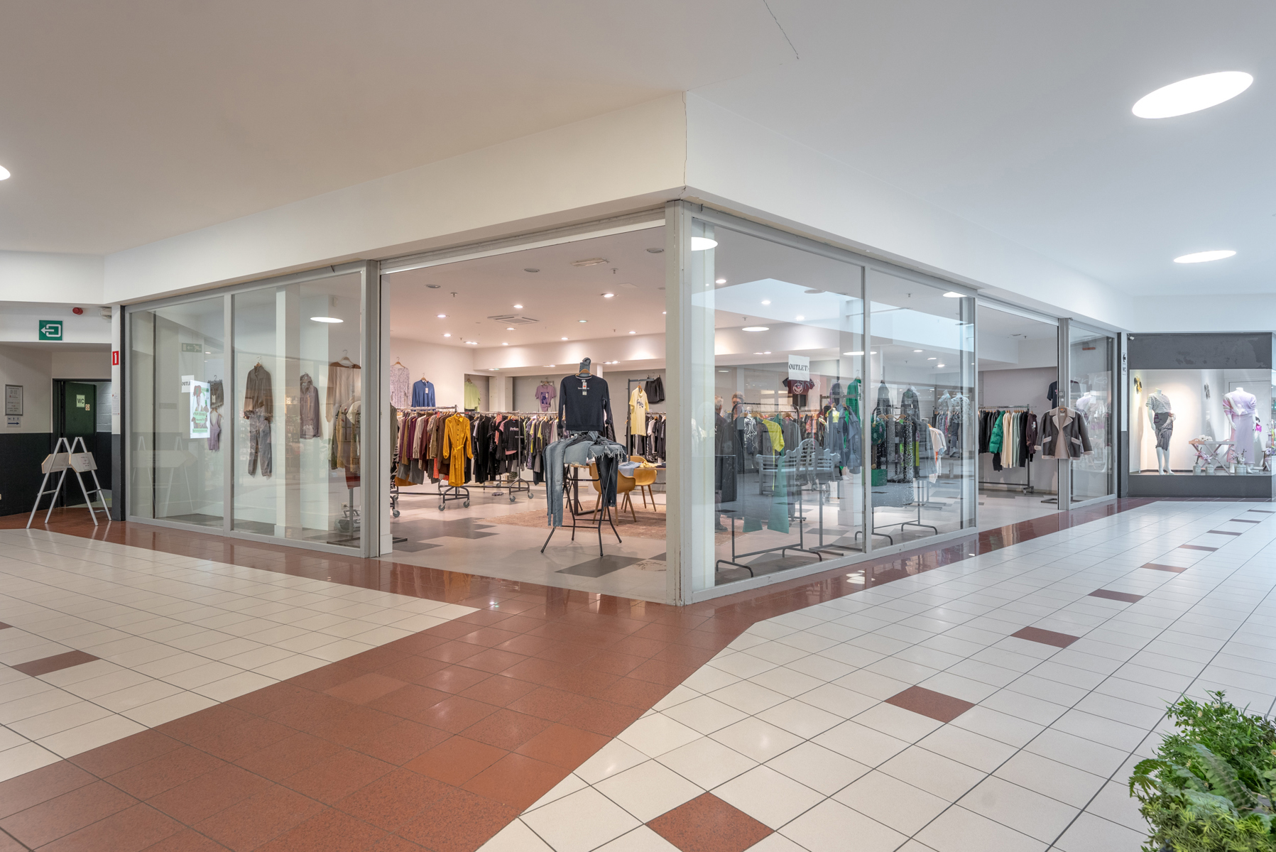 Commercieel gelijkvloers met grote zichtbaarheid in de Shopping Promenade! - foto 1