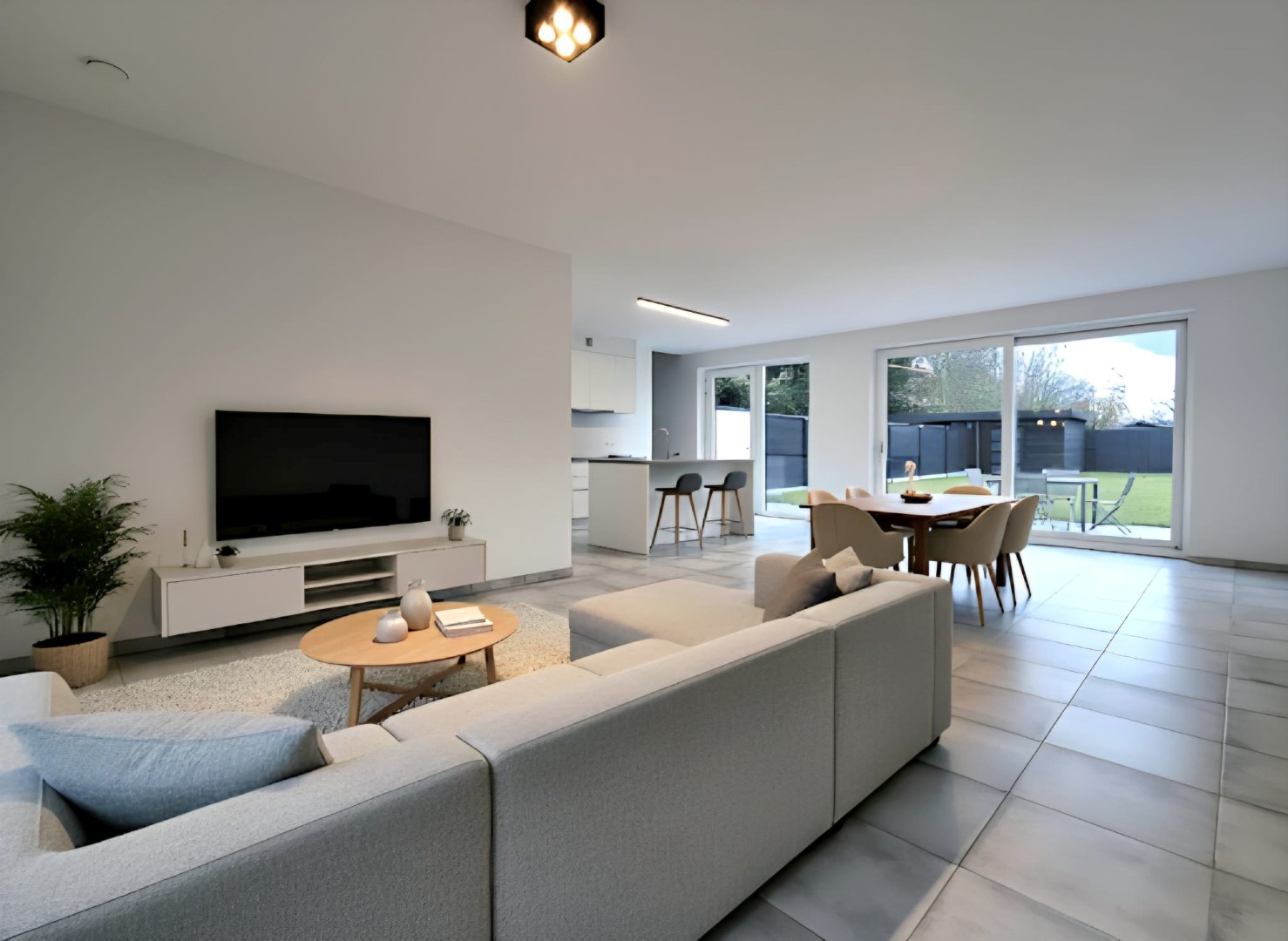 NIEUWBOUWWONING IN HARTJE POESELE MET TUIN | 4 SLPKS & GARAGE - foto 2